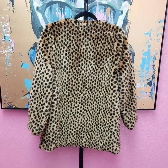 Stradivarius Cheetah/Leopard Print Faux Fur Coat - Picture 2 of 5